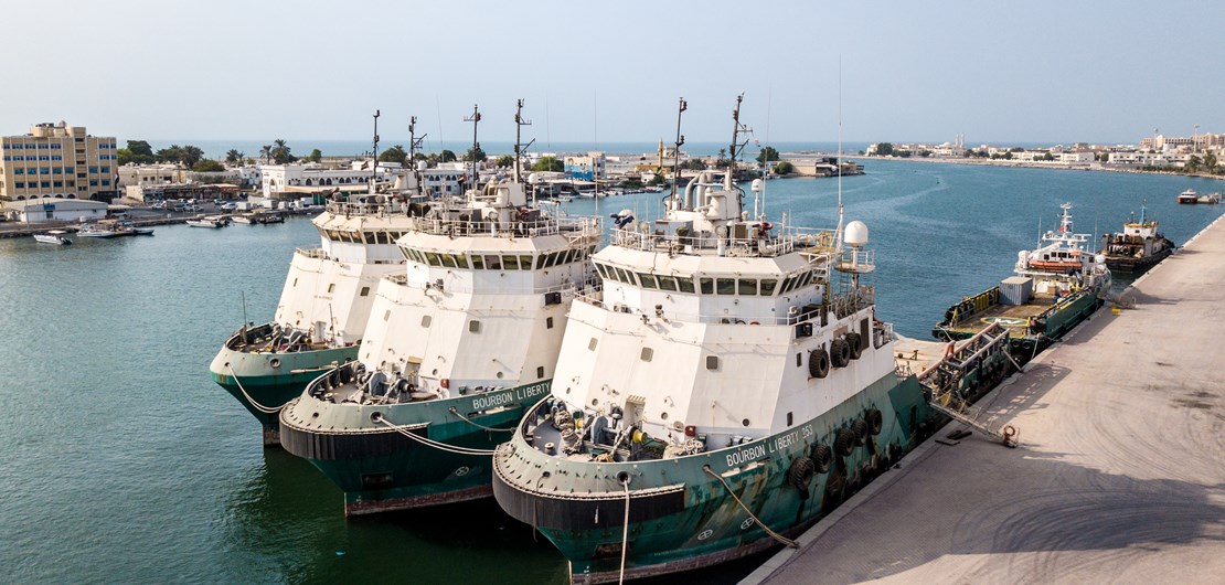 https://www.rakmediaoffice.ae/wp-content/uploads/2021/12/ships-moored-in-ras-al-khaimah-port.jpeg