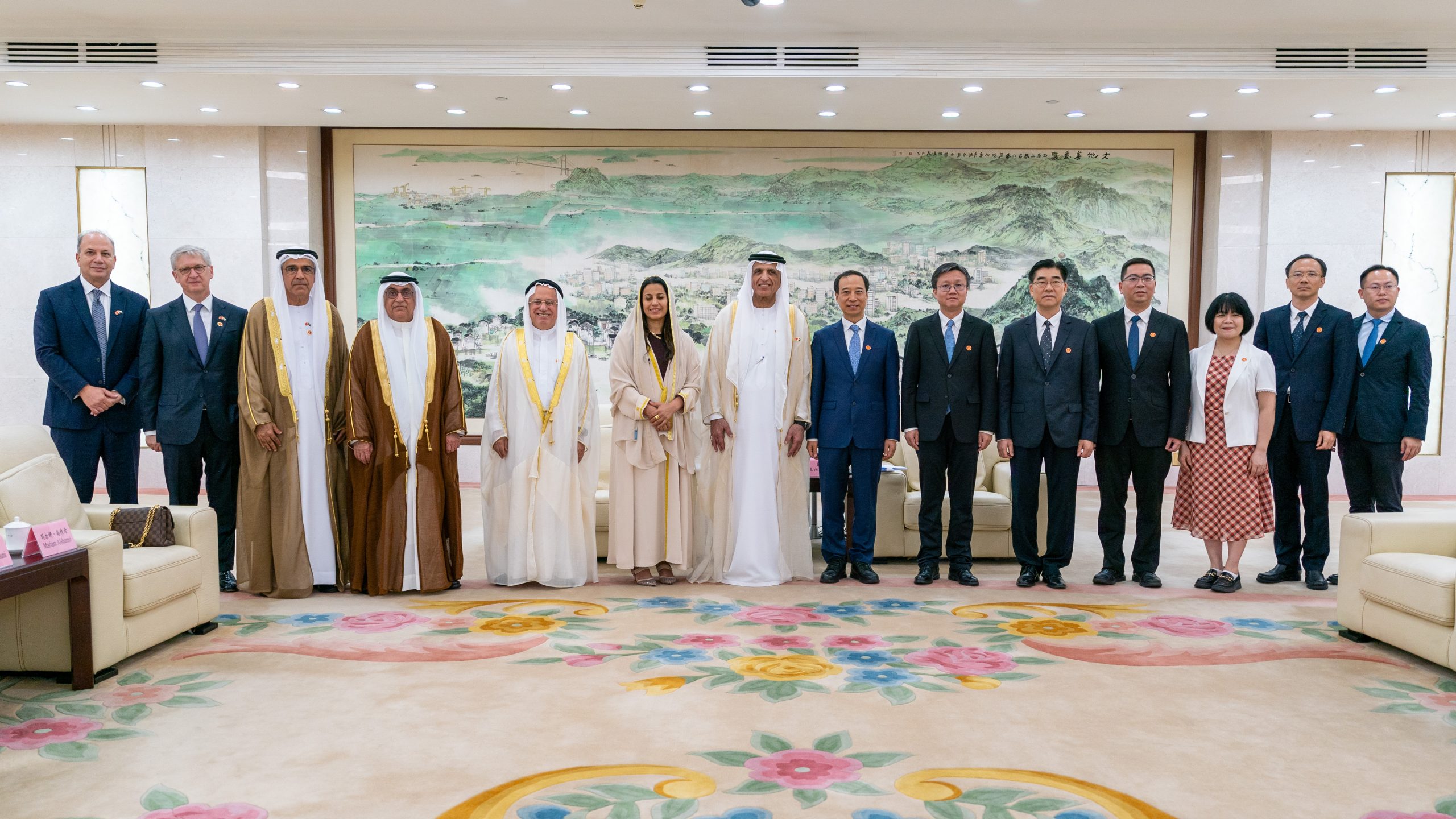 SHEIKH SAUD BIN SAQR AL QASIMI VISIT Dongguan Municipal Government